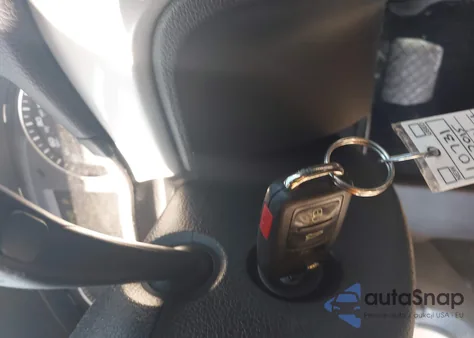 2015 Volkswagen Passat 1.8T Wolfsburg Edition z USA, uszkodzony, nr VIN 1VWAT7A33FC018221